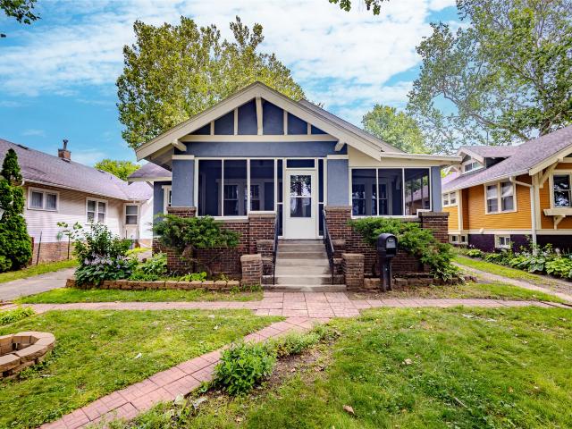 House for sale in Des Moines, Iowa
