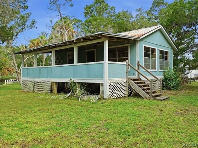 House for sale in Crystal River, Florida
