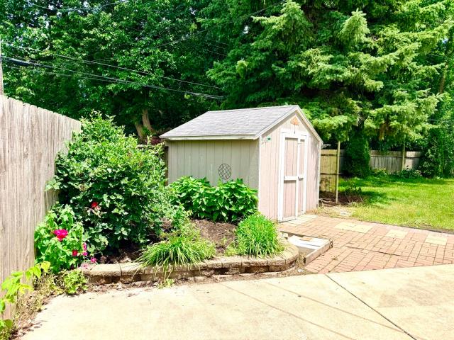 House for sale in Dekalb, Illinois