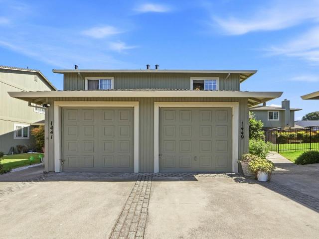 Townhouse for sale in Hollister, San Benito County