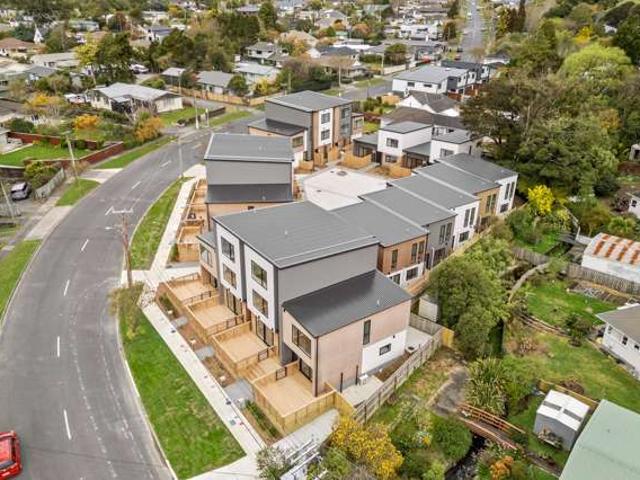 House for sale in Days Bay, Wellington