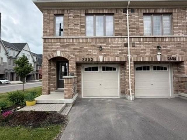 Townhouse for sale in Woburn, Ontario