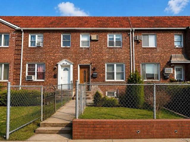House for sale in Kew Gardens, New York