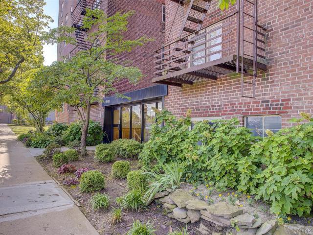 Property for sale in Queens, Arverne