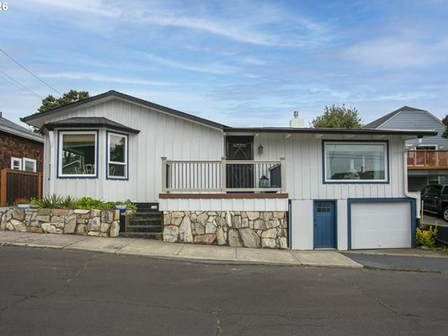 House for sale in Oregonia