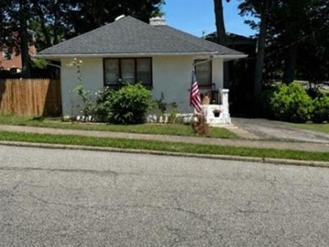 House for sale in Dover, New Jersey