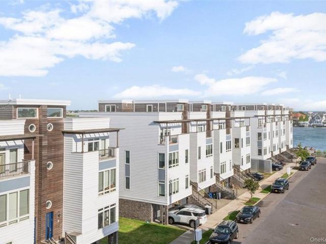 House for sale in Far Rockaway, New York