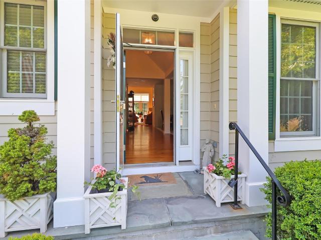 Townhouse for sale in Mount Kisco