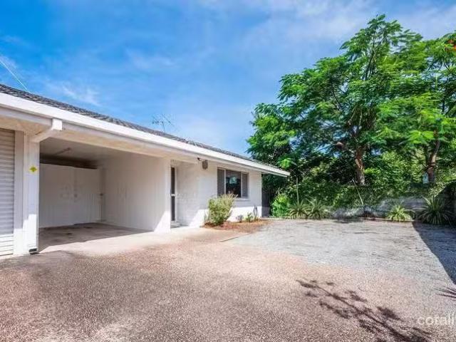 House for rent in Hermit Park, Queensland