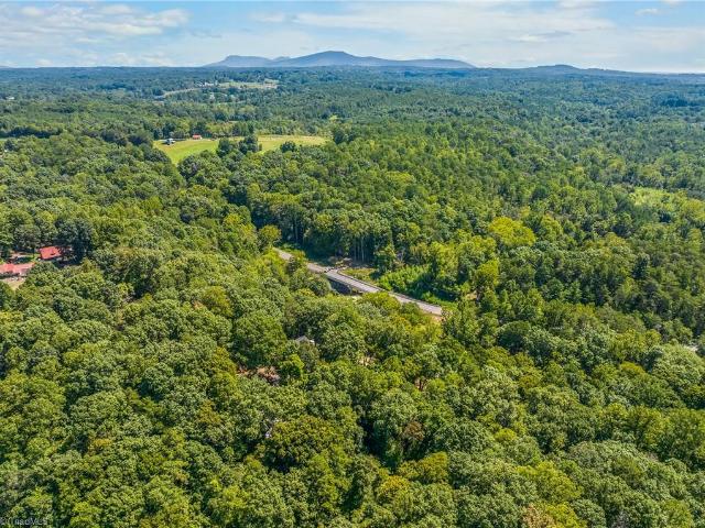 House for sale in Pilot Mountain, Surry County