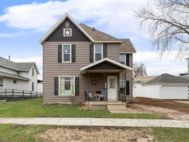 House for sale in Steele, Minnesota