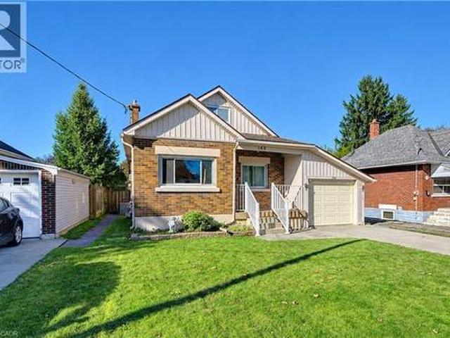 House for sale in Waterloo, Southwestern Ontario