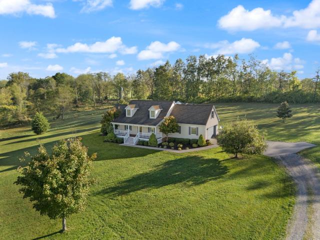 House for sale in Georgetown, Scott County