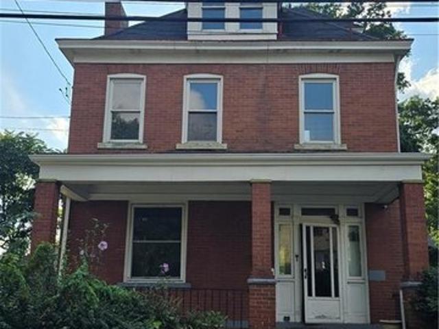 House for sale in Pittsburg, Pennsylvania