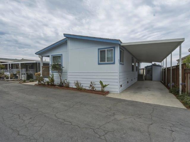 House for sale in Freedom, California