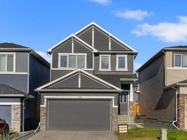 House for sale in Hotchkiss, Calgary