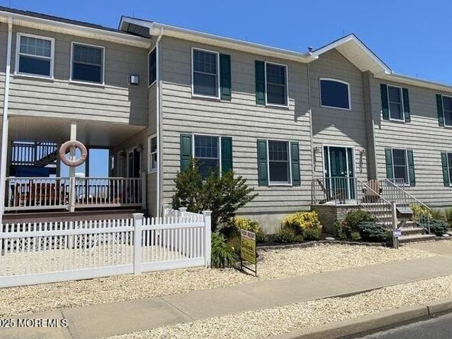 House for sale in Seaside Park