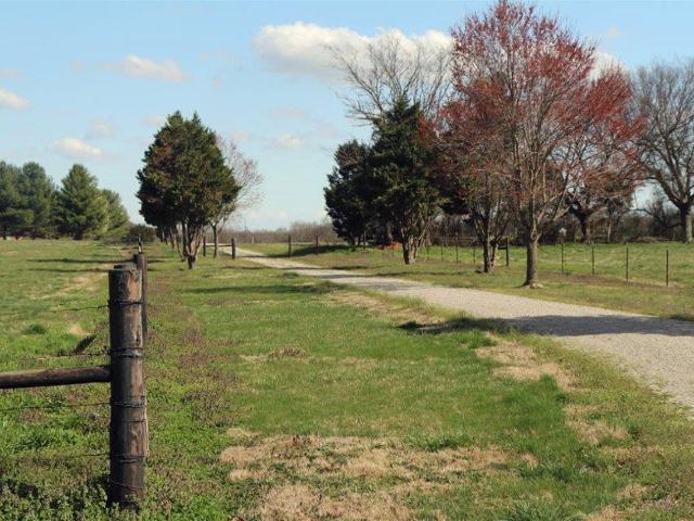 Land for sale in Simpson, Kentucky