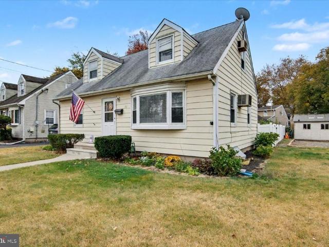 House for sale in Kenilworth, New Jersey