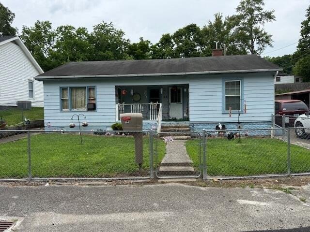 House for sale in Irvine, Kentucky
