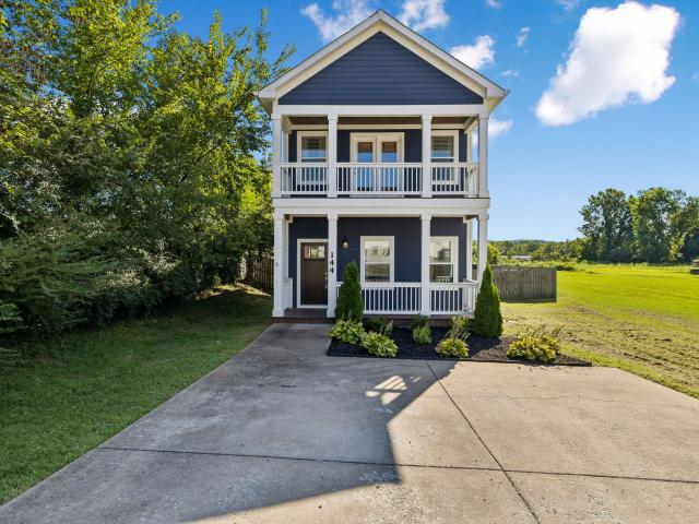 House for sale in Ashland City, Middle Tennessee