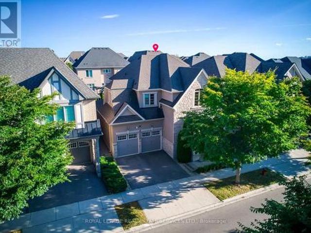 House for sale in Oakville, Golden Horseshoe