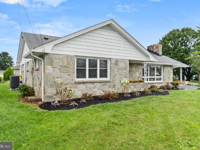 House for sale in Campbelltown, South Londonderry Township