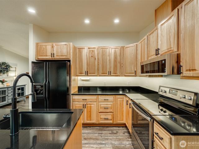 House for sale in Kalama, Cowlitz County