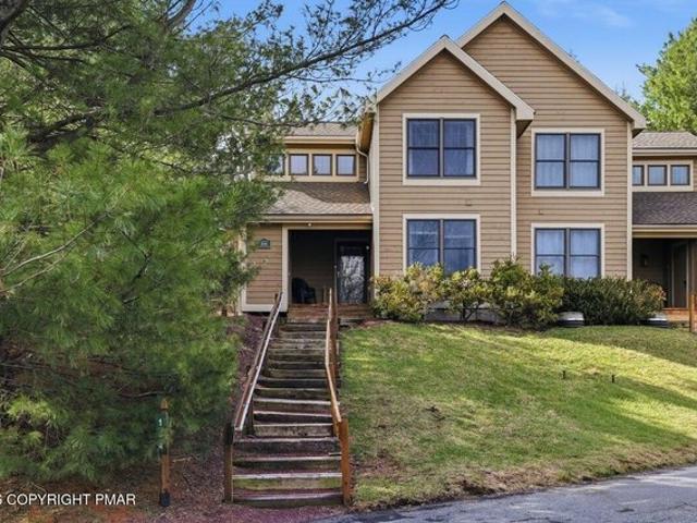 Townhouse for sale in Bartonsville, Pennsylvania