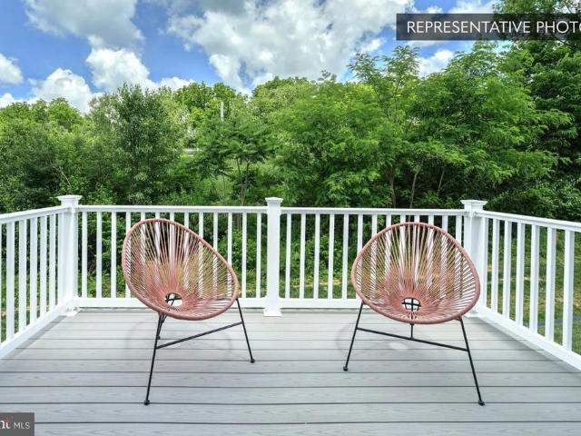 Townhouse for sale in Zion, Walker Township