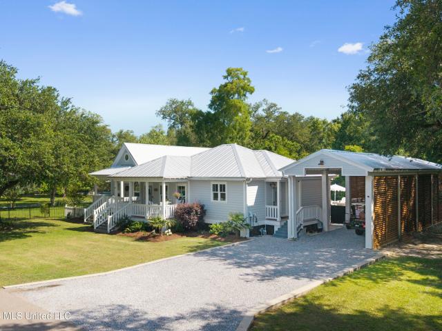 House for sale in Bay Saint Louis, Mississippi