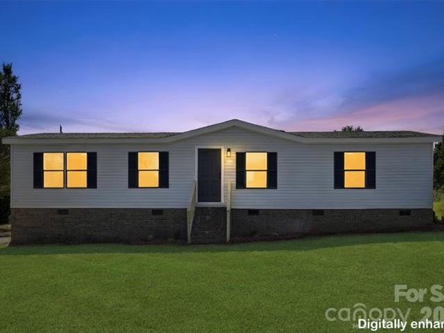 House for sale in Celeste Hinkel, Statesville