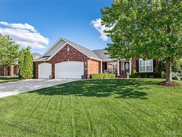 House for sale in Maryville, Illinois