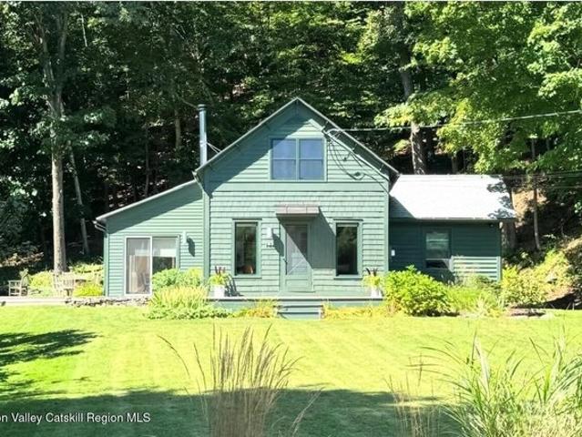 House for sale in Town of Hillsdale, Columbia County