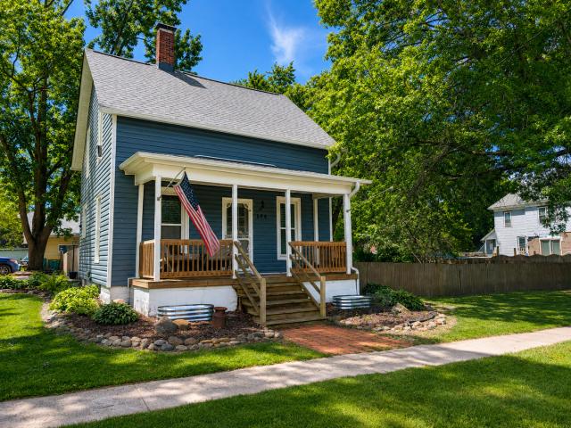 House for sale in Seneca, Illinois