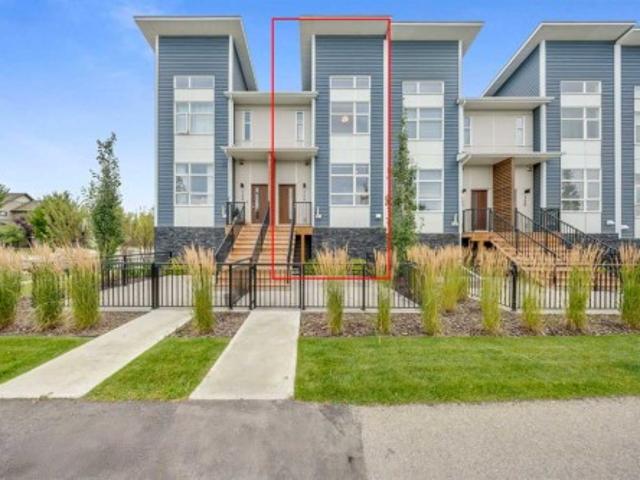 Townhouse for sale in Northwest, Alberta