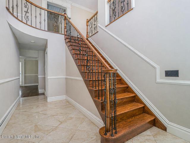 House for sale in Staten Island, New York