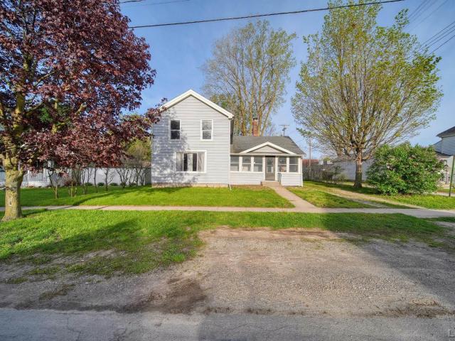 House for sale in Petersburg, Michigan