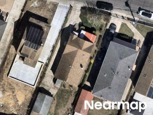 House for sale in Queens, Arverne