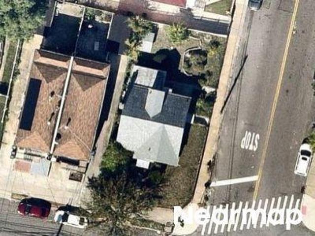 House for sale in Queens, Arverne
