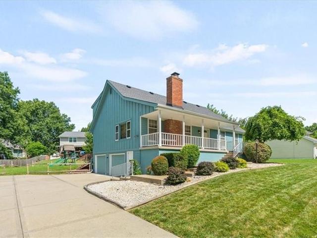 House for sale in Grandview, Missouri