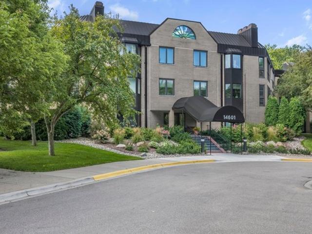 Condo for sale in Hennepin, Minnesota