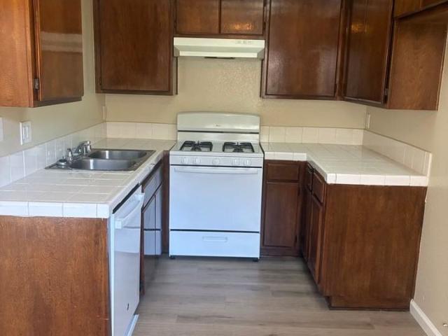 Apartment for rent in Hawthorne, California