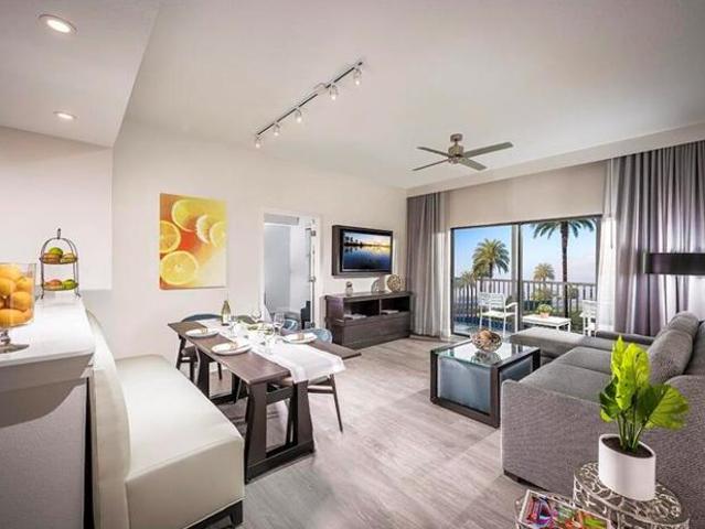Condo for sale in Oakland, Florida