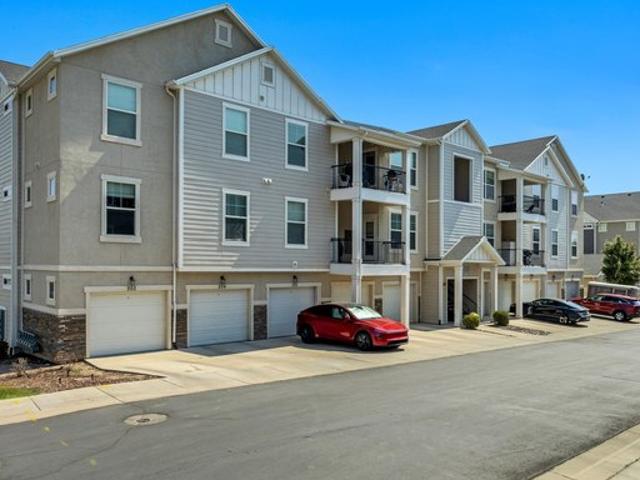 Condo for sale in Herriman, Utah