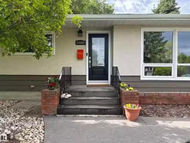 House for sale in Wedgewood, Alberta