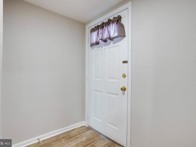 Condo for sale in Virginia