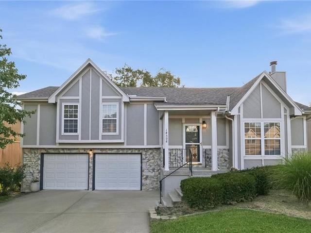 House for sale in Grandview, Missouri