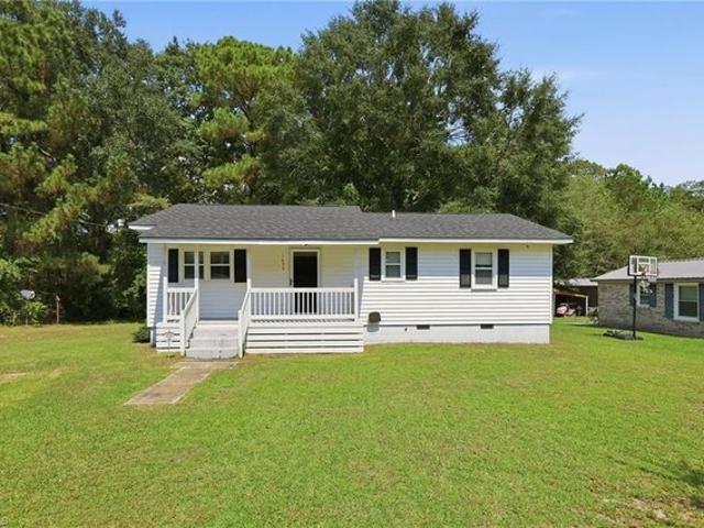 House for sale in Elizabethtown, Bladen County
