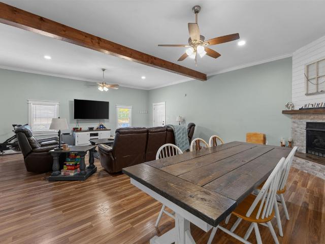 House for sale in Park City, Kentucky